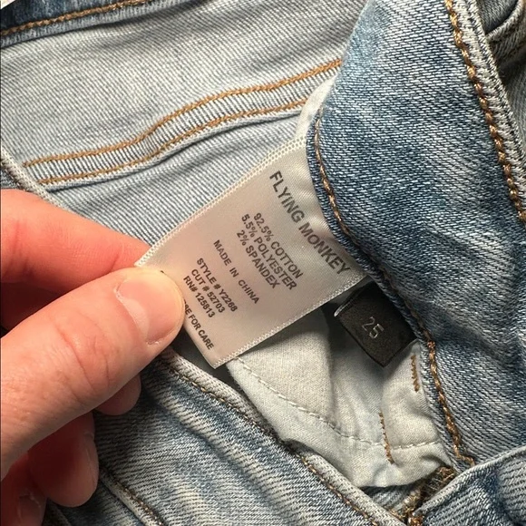 Flying Monkey Mid Rise Crop Kick Flare with Side Slit Jeans - 25 - Picture 7 of 7